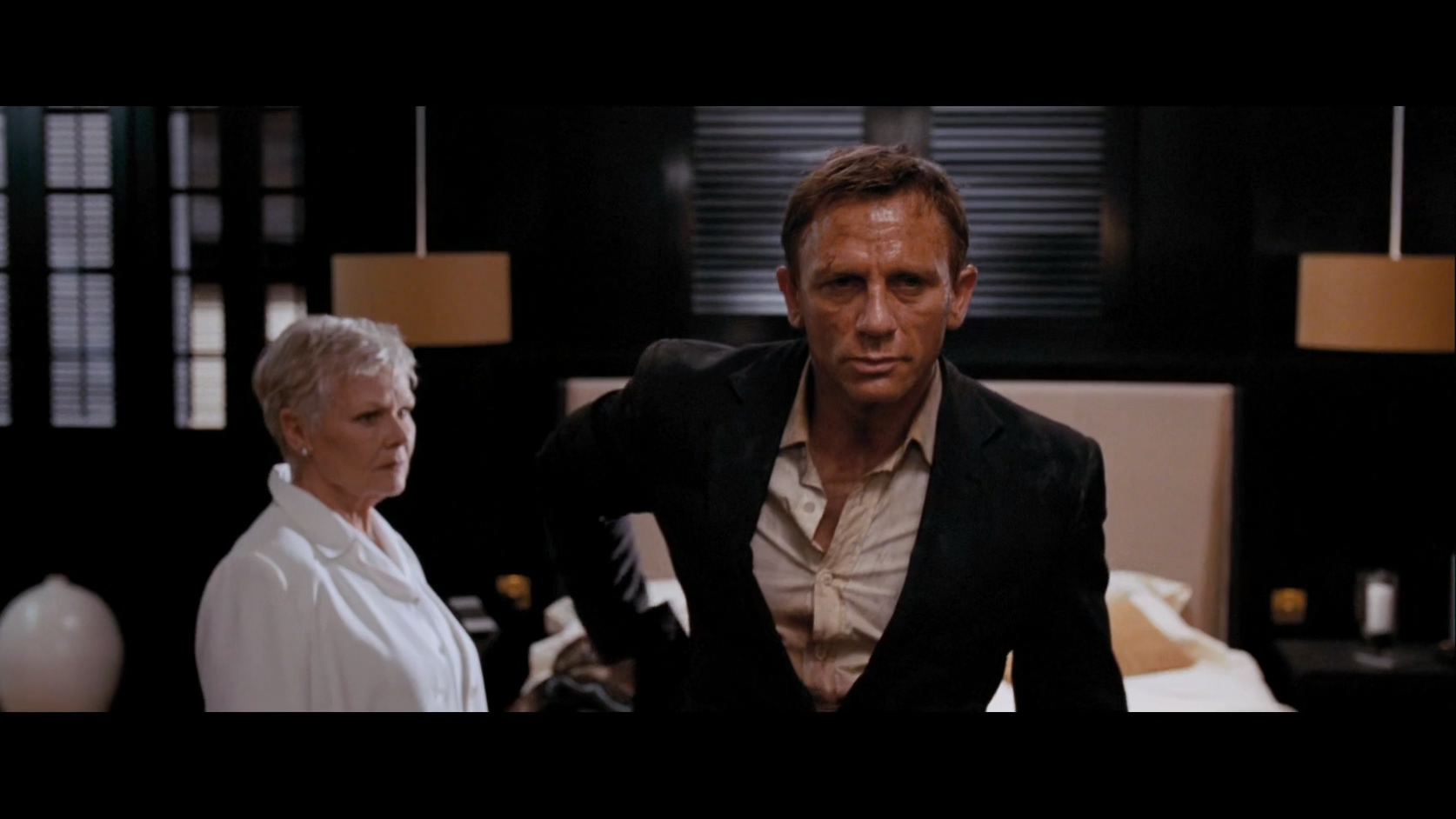 22.007：量子危机.Quantum Of Solace.2008.BluRay.1080p.HEVC.AC3.2Audios.中英特效-D.jpg