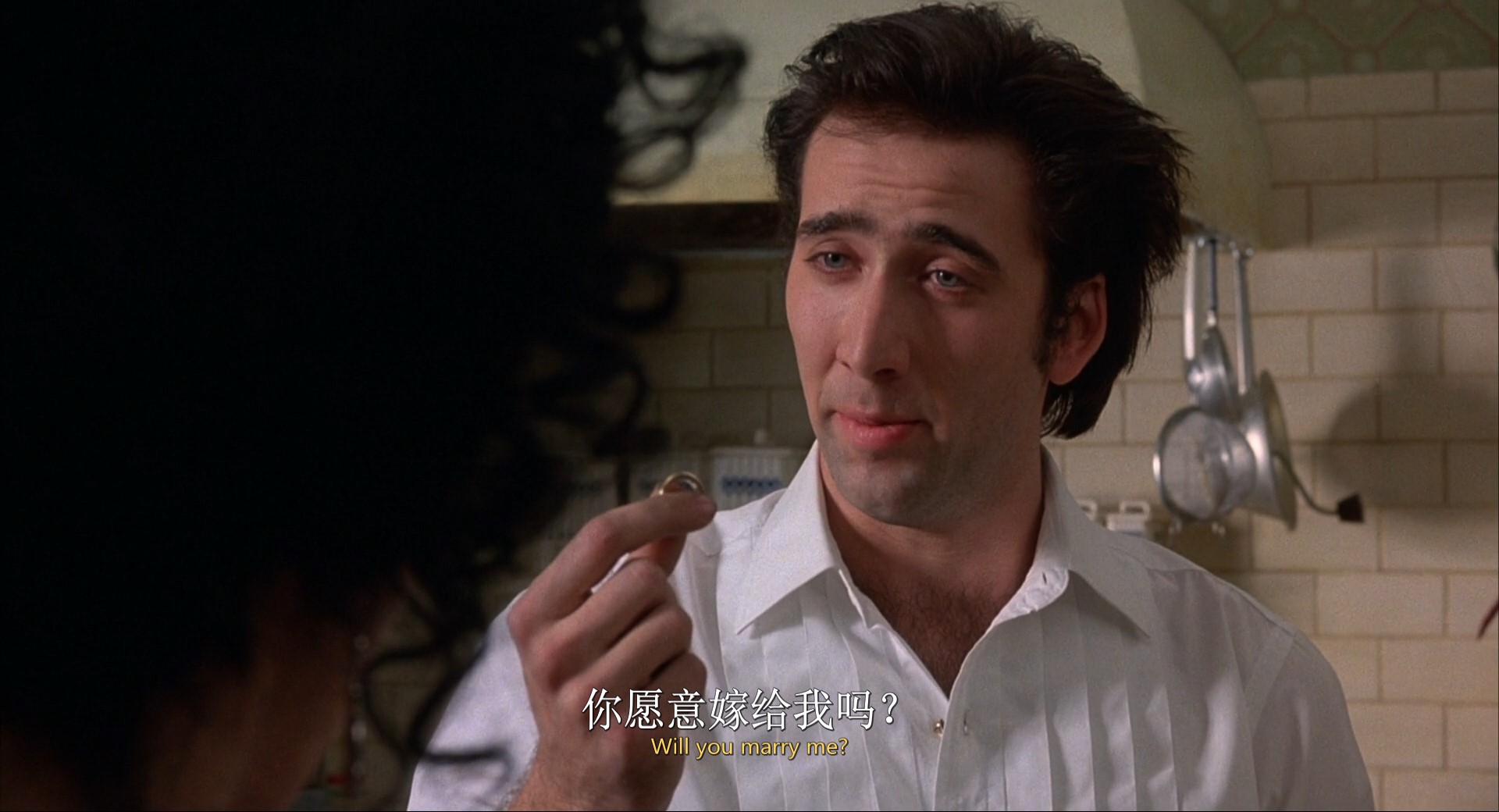 Moonstruck.1987.1080-01_36_36-2024_12_14_04_24_42.jpg