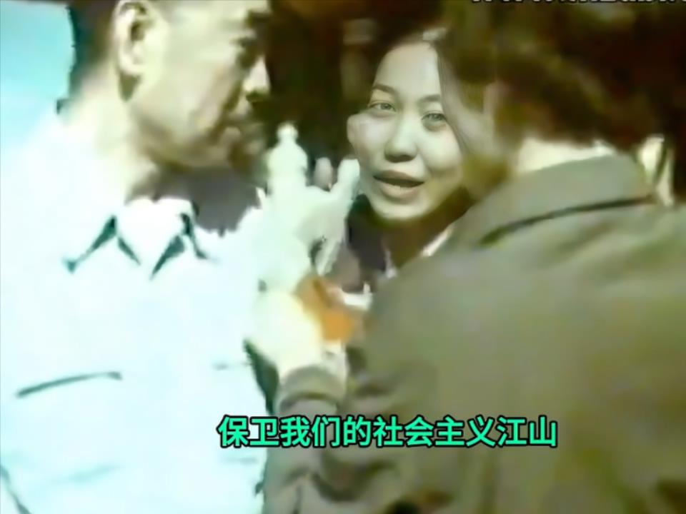 毛主席和百万文化革命大军在一起1966-1.95G.mp4_20250123_181632184.jpg