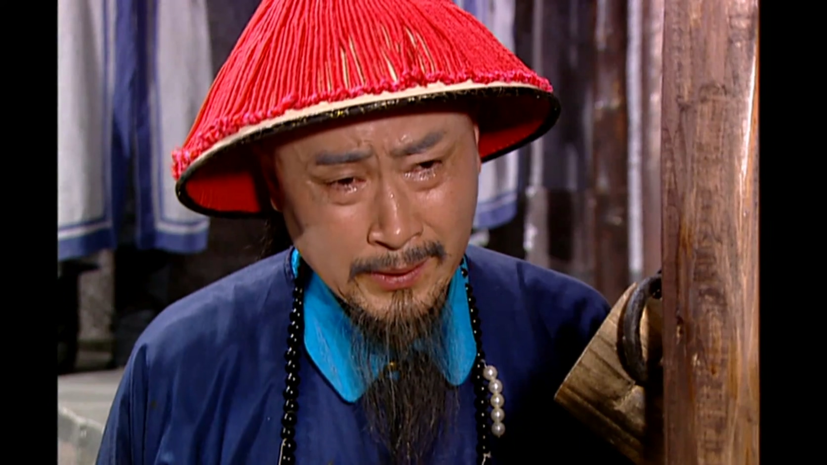 乾隆痛失郑板桥.mkv_20250426_105442.371.jpg