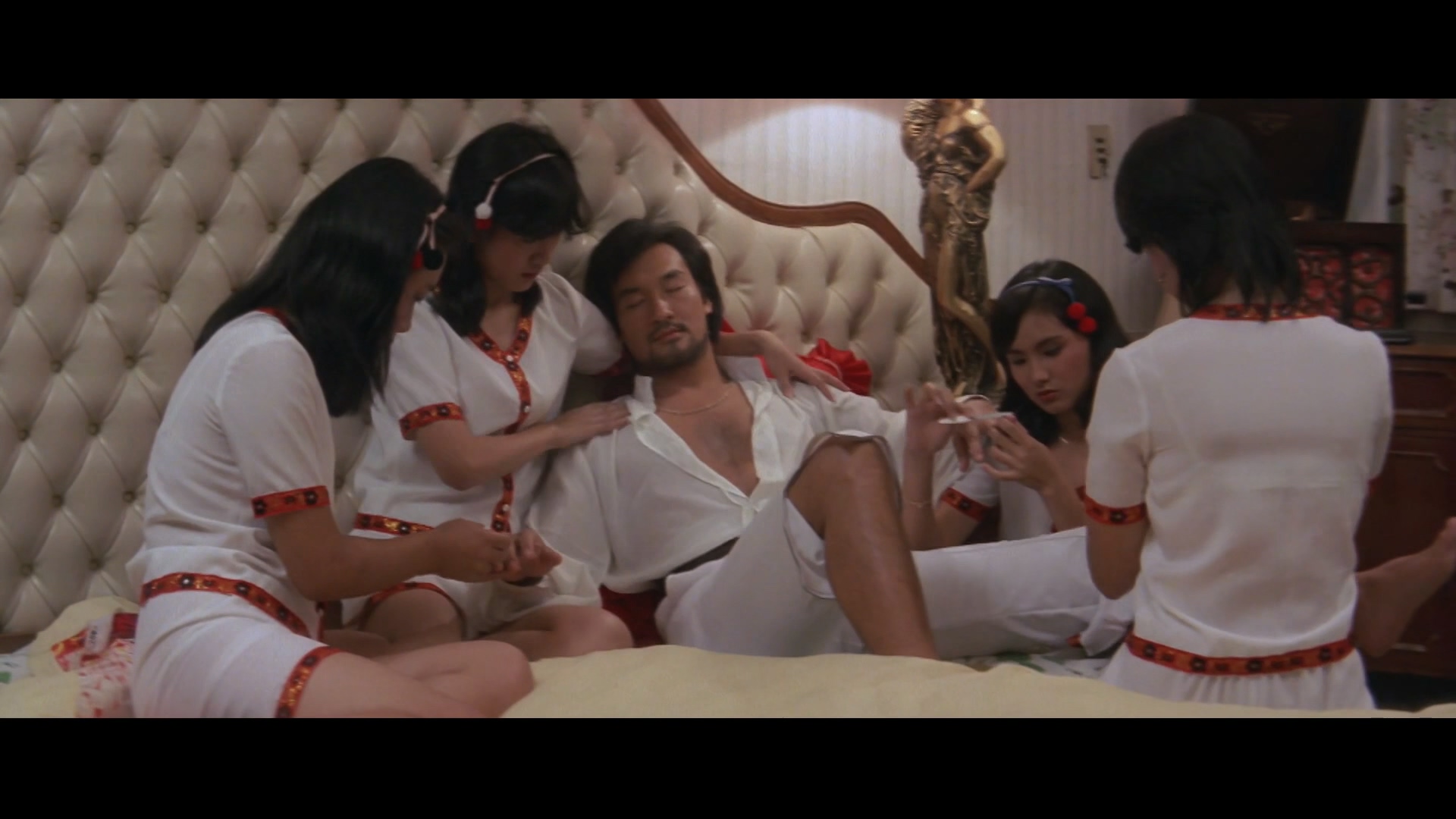 上海滩十三太保.Shanghai.13.1984.BD1080P.X264.AAC.Mandarin&Cantonese.CHS.Mp4Ba.mp.jpg
