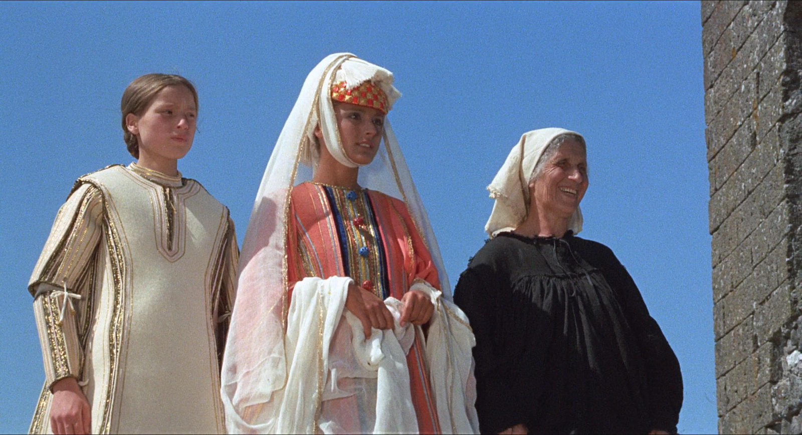 The.Decameron.1971.CC.1080p.BluRay.x264.FLAC.1.0-QuickIO.mkv_20250507_000310.015.jpg