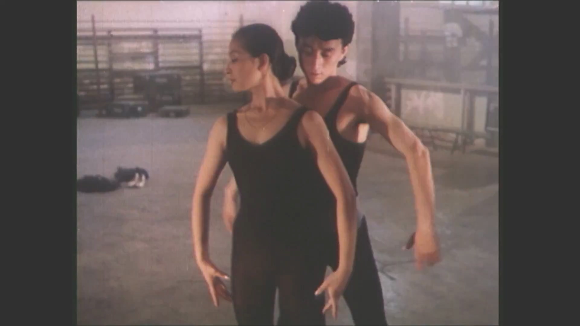 摇滚青年.mp4_20250507_205238.968.jpg