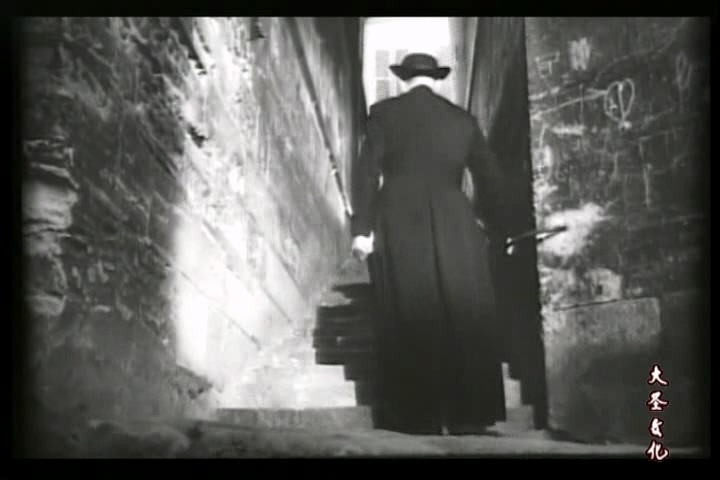 妈妈，你不要哭(1959)上译国语[法国].avi_20250508_150702.865.jpg
