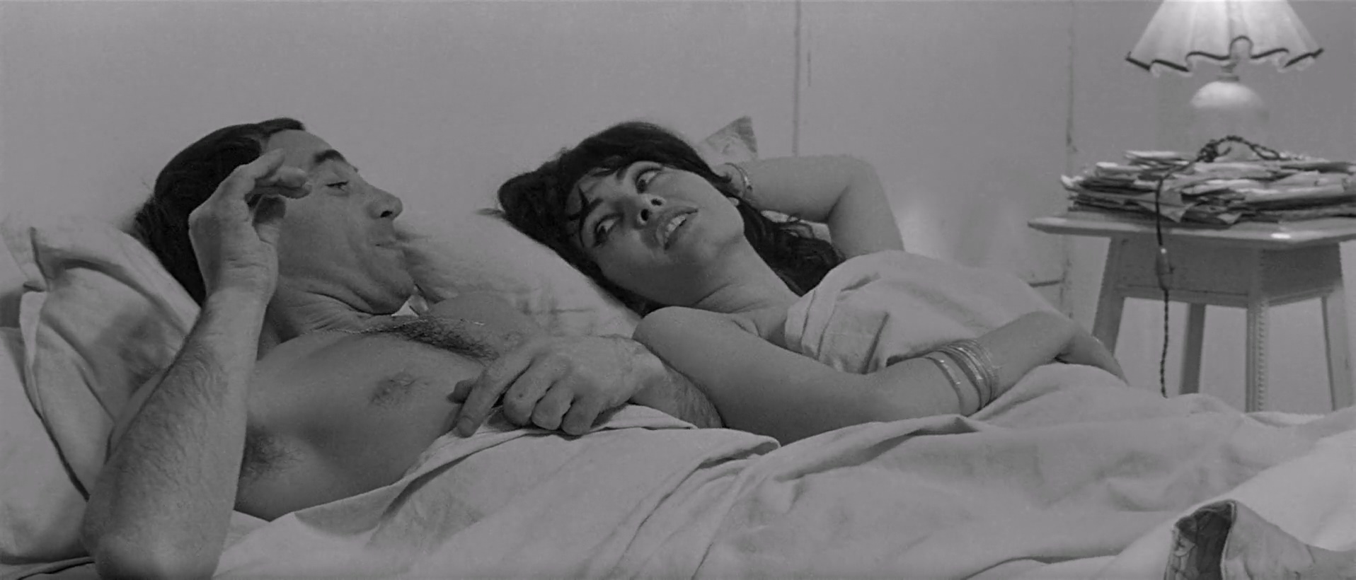 Shoot.The.Piano.Player.1960.1080p.BluRay.x264.AAC-[YTS.MX].mkv_20250511_170122.466.jpg