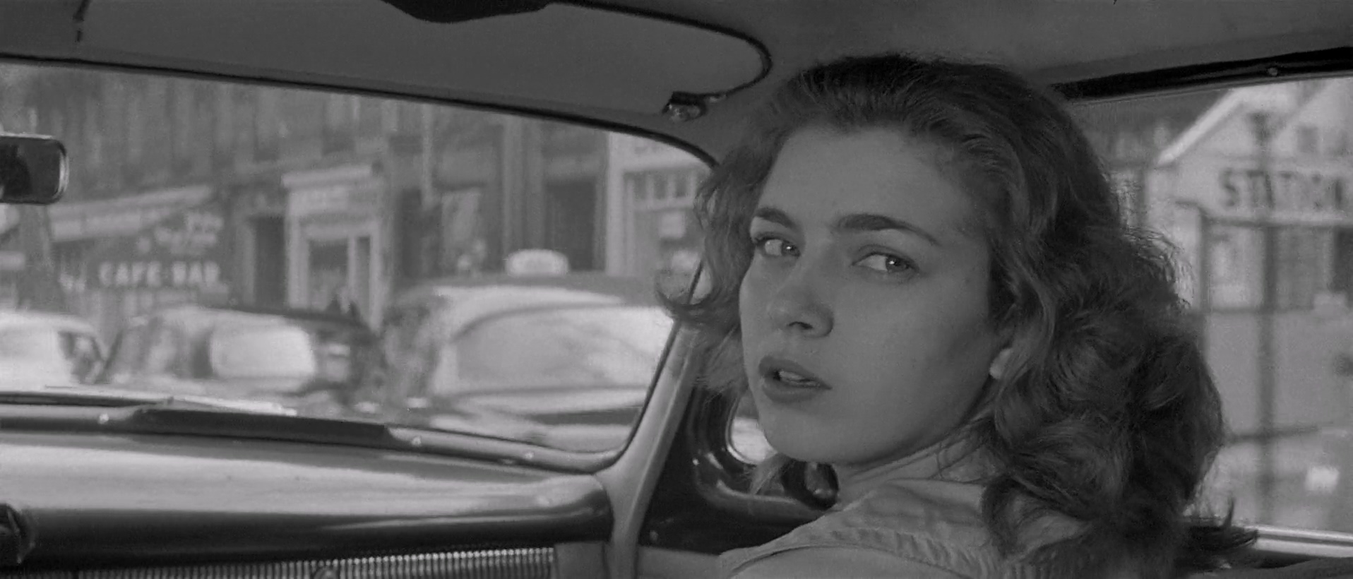 Shoot.The.Piano.Player.1960.1080p.BluRay.x264.AAC-[YTS.MX].mkv_20250511_170134.080.jpg