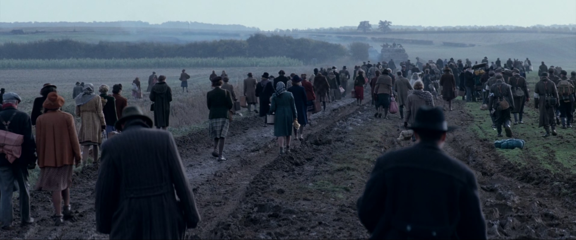 狂怒.Fury.2014.1080p.Bluray.x265.HEVC.10bit.AAC.5.1.2audio特效字幕.mkv_20250513_.jpg