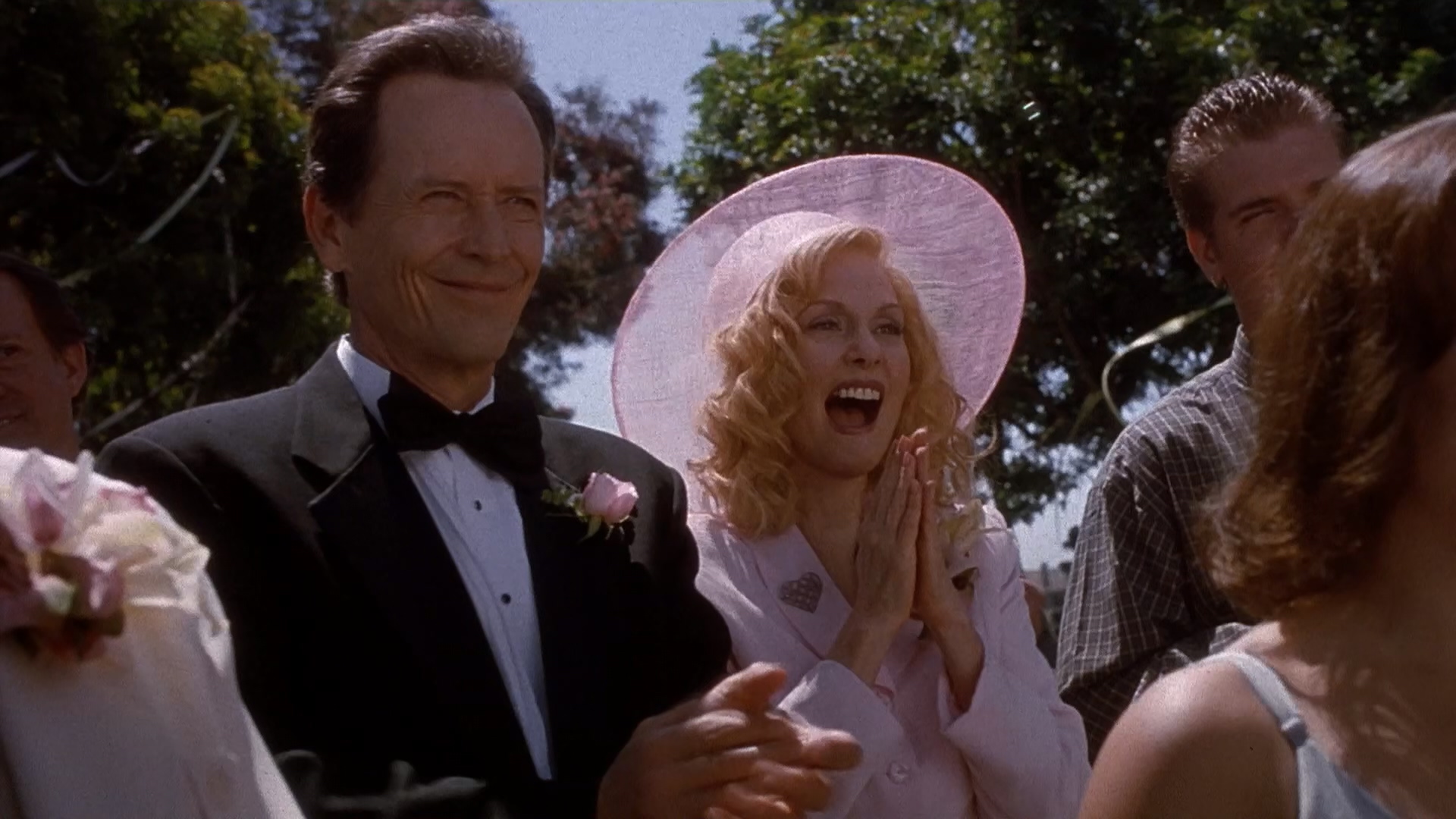 Secretary.2002.BluRay.1080p.DTS-HD.MA.7.1.x265.10bit-DreamHD.mkv_20250514_182935.412.jpg