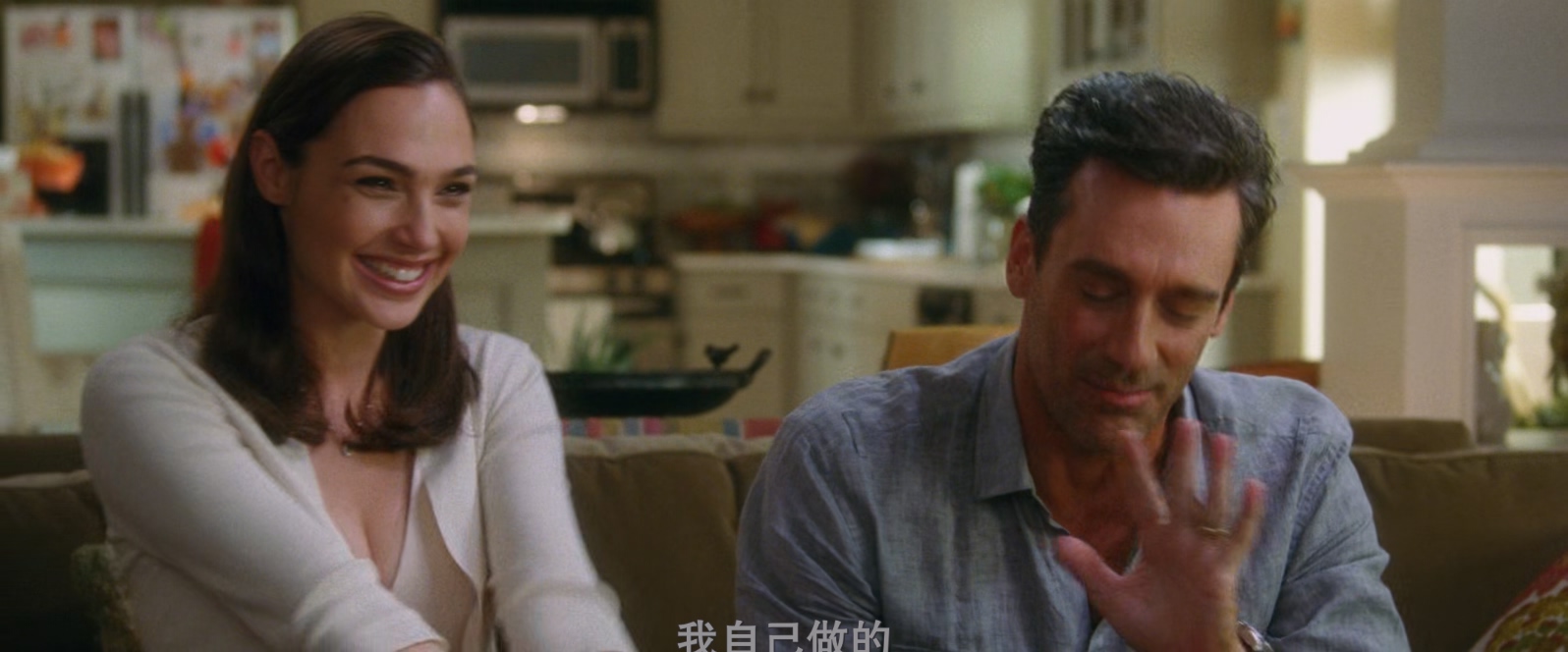 邻家大贱谍.Keeping.Up.with.the.Joneses.2016.1080p.BluRay.x265.2audio-RARBG特效字.jpg