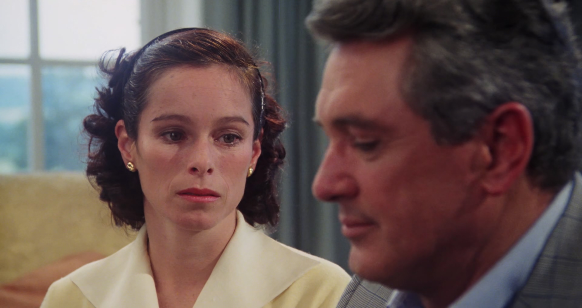 The.Mirror.Crackd.1980.BluRay.1080p.DTS-HD.MA.2.0.2Audio.x265.10bit-DreamHD.mkv_.jpg