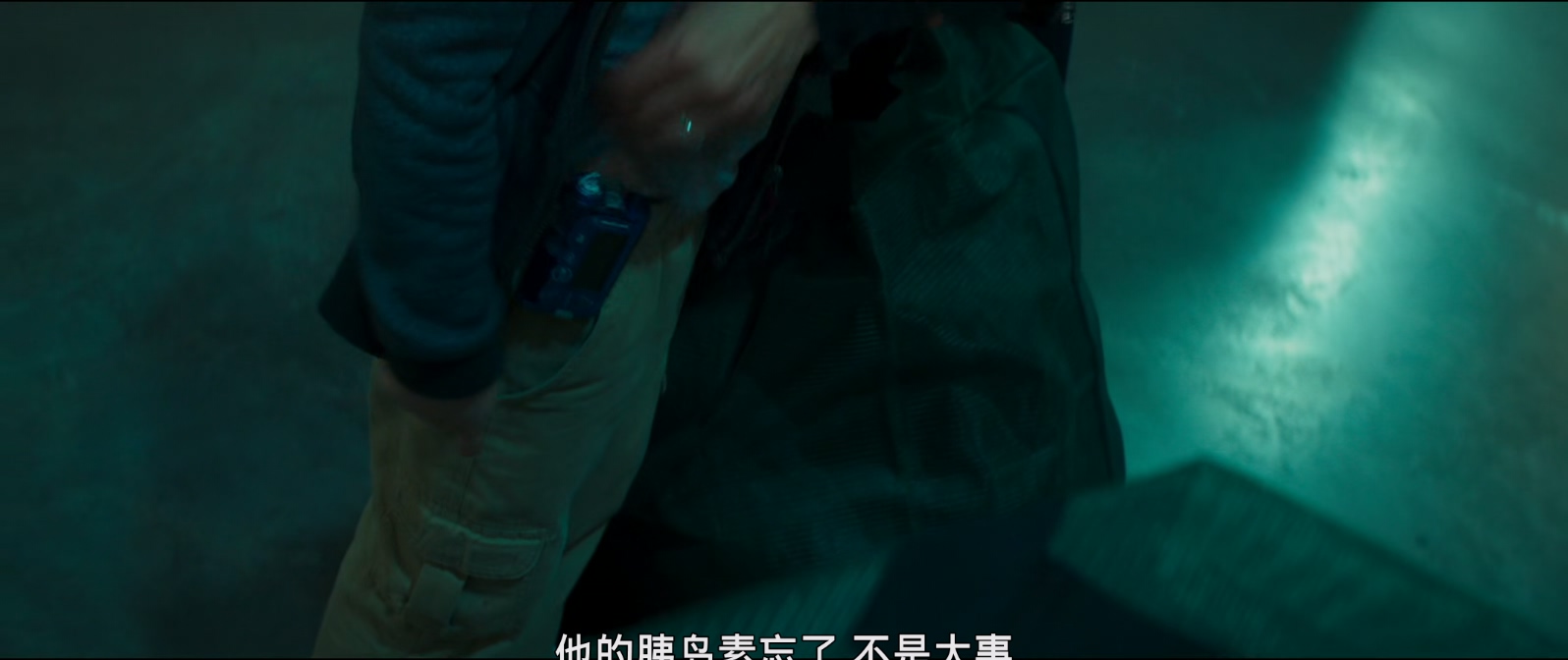 末日逃生.Greenland.2020.1080p.10bit.BluRay.6CH.x265.HEVC.2audio-PSA特效字幕.mkv_.jpg