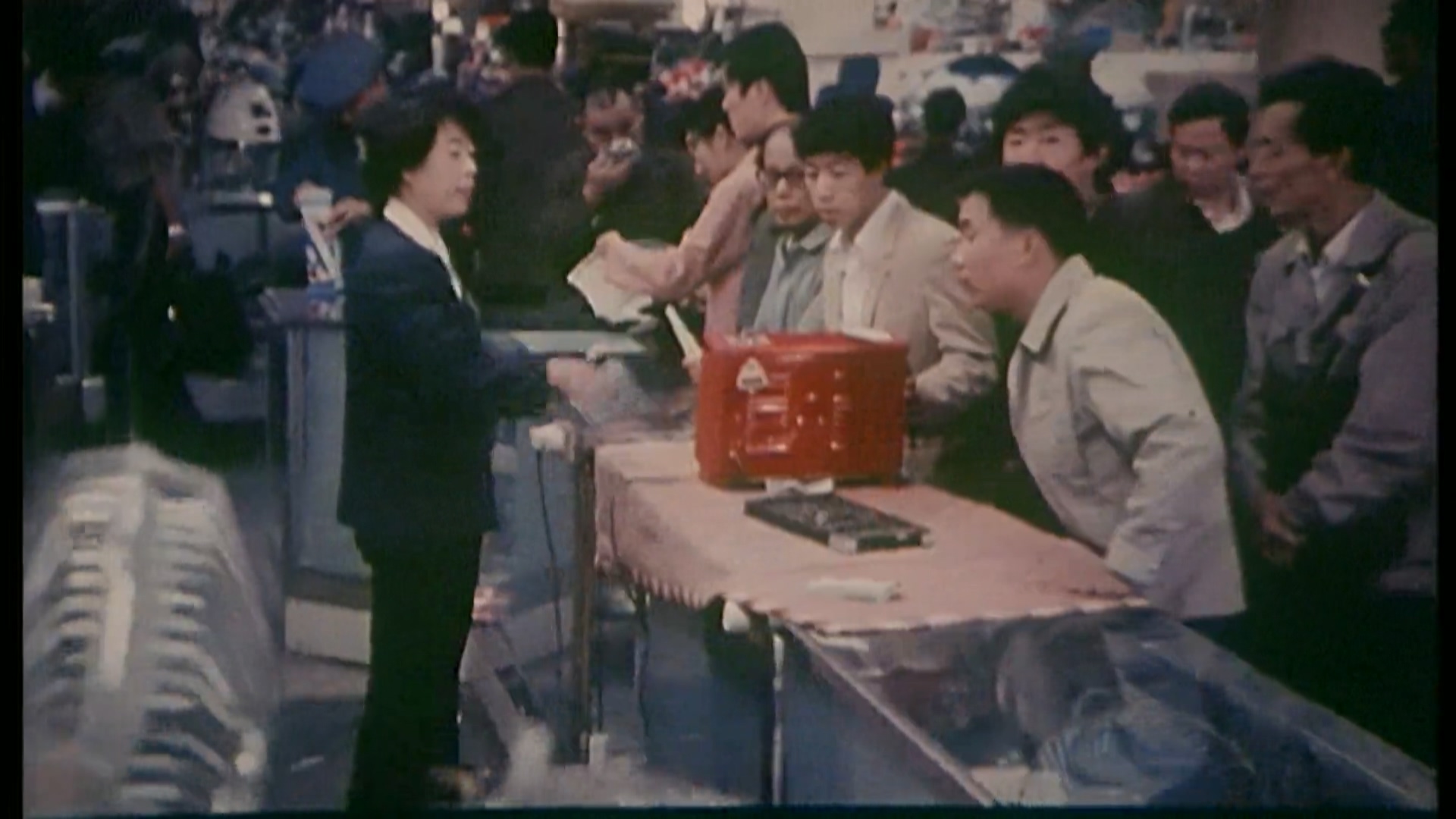 一对冒牌货.mp4_20250529_152706.719.jpg