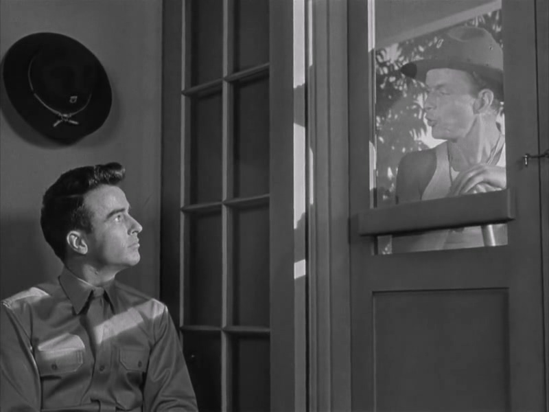 乱世忠魂(1953)国配.avi_20250603_142112.940.jpg