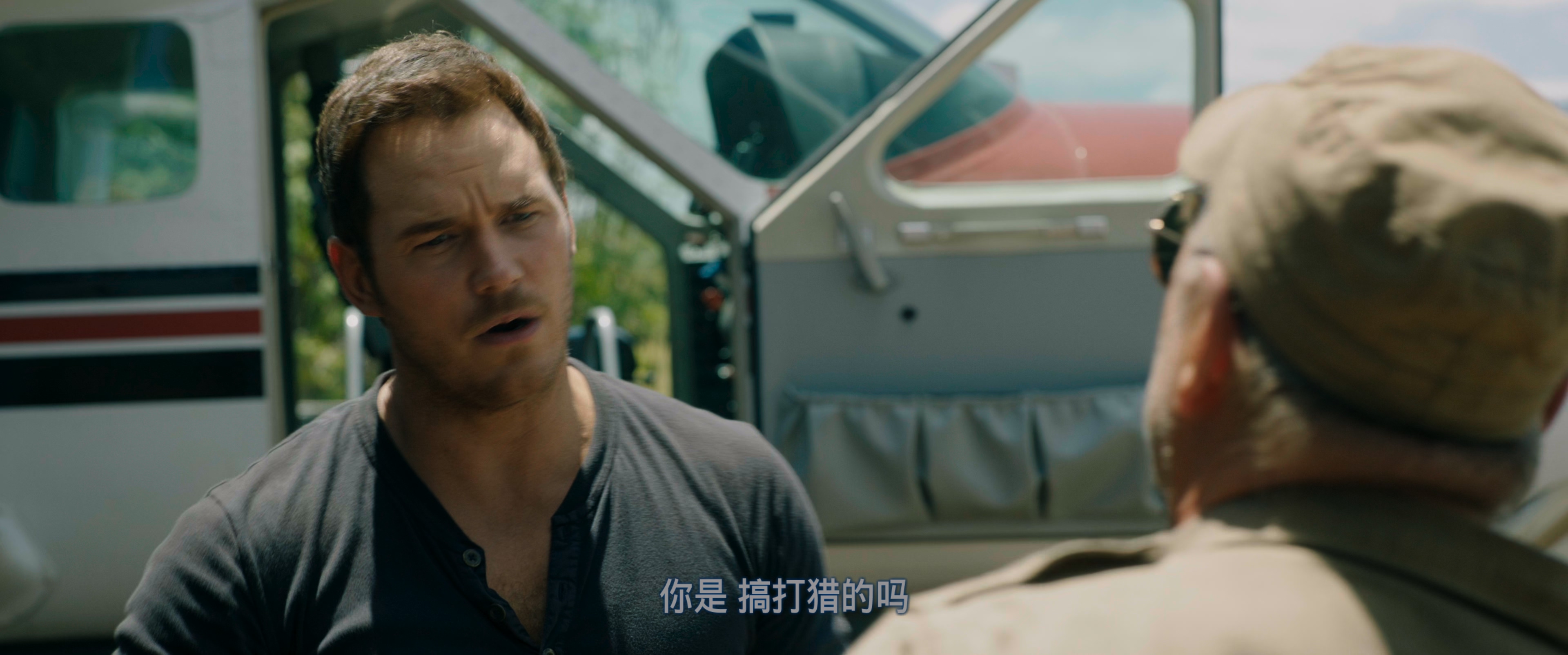 Jurassic.World.Fallen.Kingdom.2018.BluRay.2160p.x265.10bit.HDR.3Audios.mUHD-FRDS.jpg