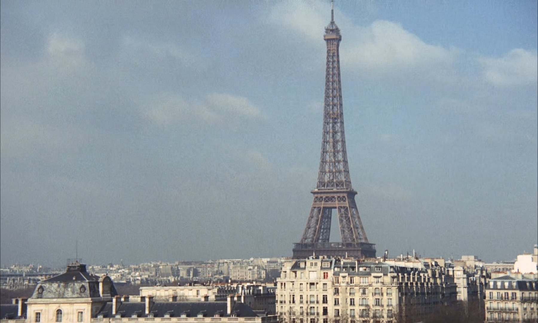 Stolen.Kisses.1968.FRENCH.1080p.BluRay.x265-VXT.mp4_20250612_140417.584.jpg