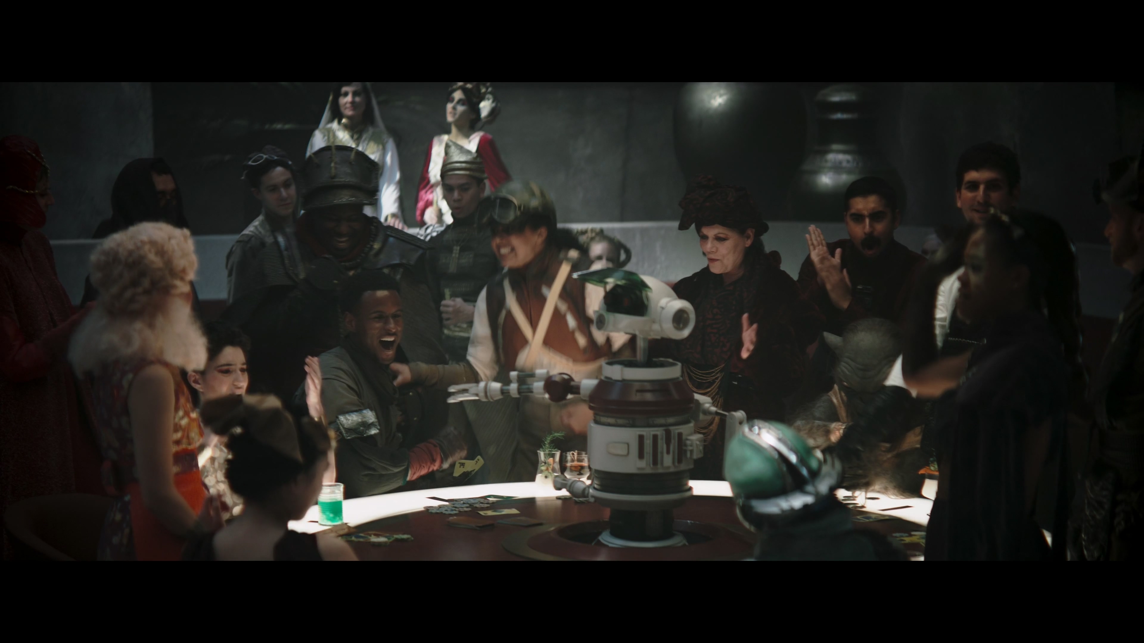波巴·费特之书.The.Book.Of.Boba.Fett.S01E01.WEB2160P.AAC5.1.中英特效字幕.星球放.jpg