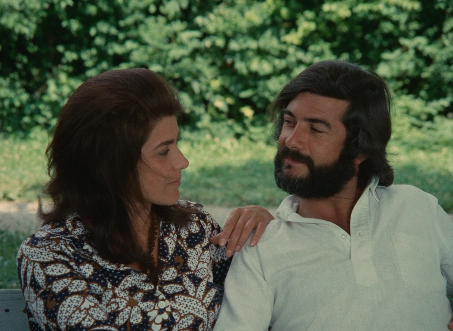 Claires.Knee.1970.CC.1080p.BluRay.x265.10bit.FLAC.1.0-SONYHD.mkv_20250615_221601.120.jpg