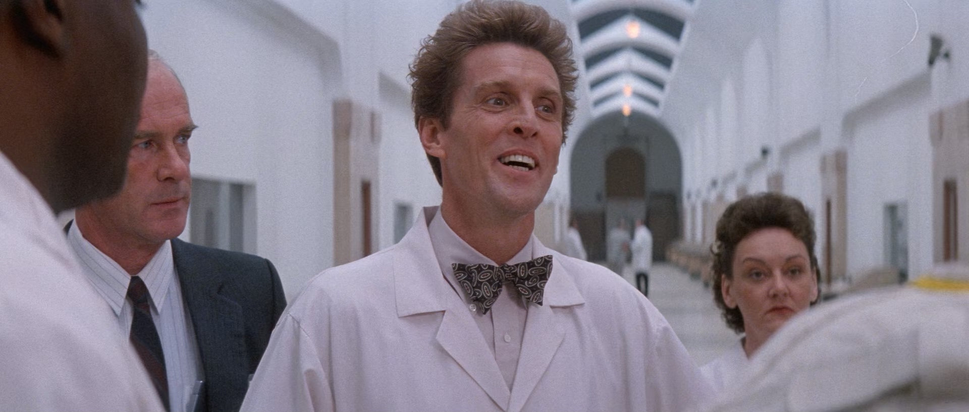 In.the.Mouth.of.Madness.1994.REMASTERED.1080p.BluRay.x265-RARBG-bylh.mkv_2025062.jpg