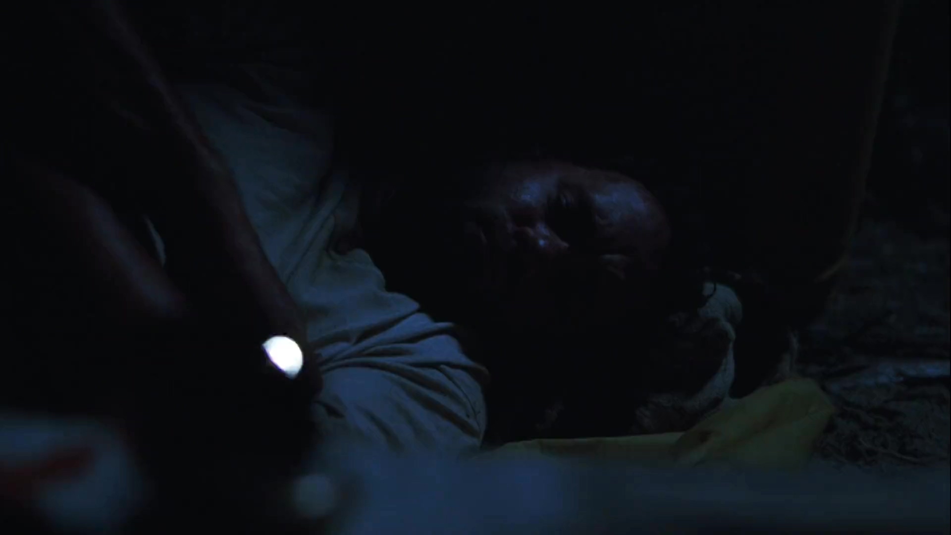 荒岛余生.Cast.Away.2000.2Audio.CN.mkv_20250705_215100.363.jpg