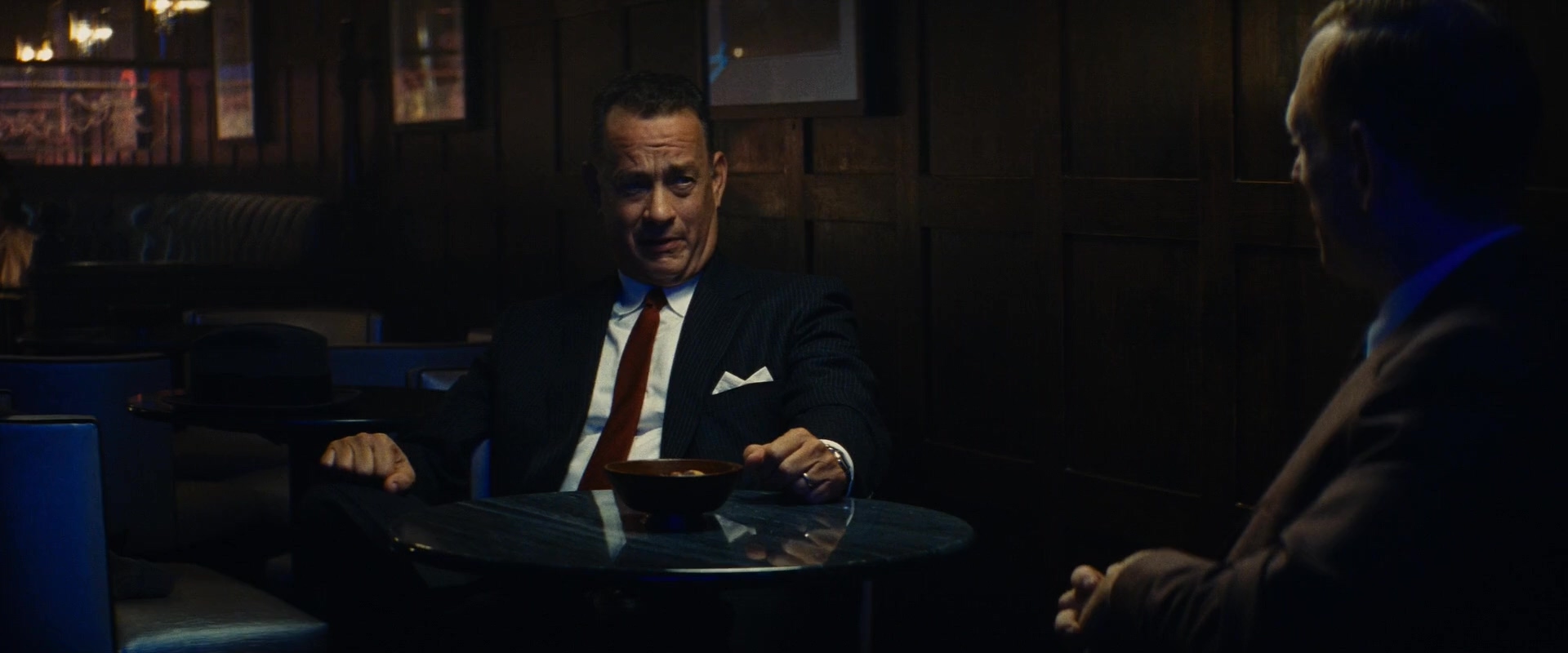 间谍之桥.Bridge.Of.Spies.2015.2Audio.CN.mkv_20250705_215210.690.jpg