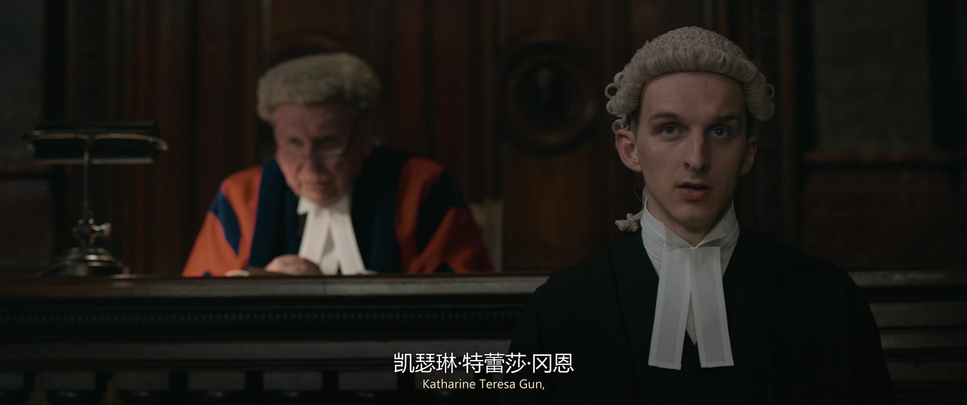 官方机密.Official.Secrets.2019.1080p.BluRay.x265.国英双语中字.mkv_20250706_220649.995.jpg