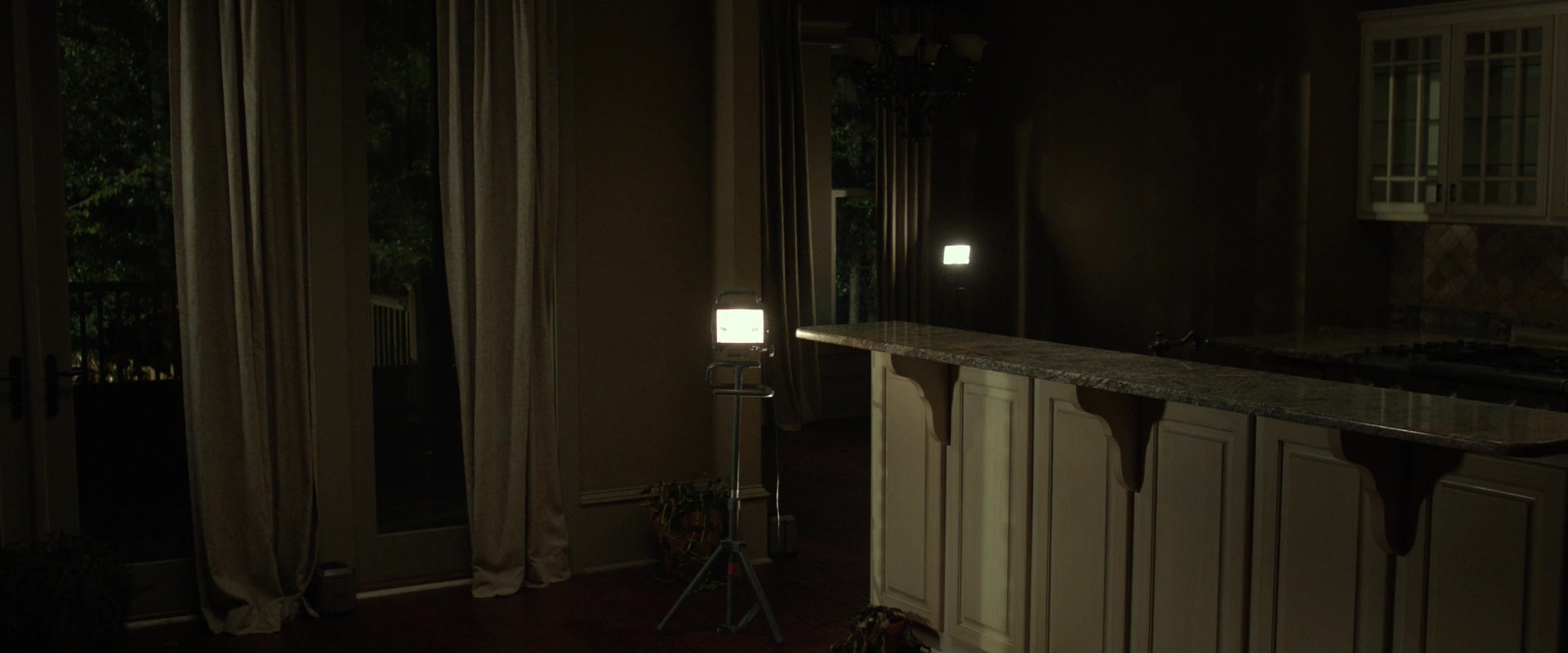 鬼遮眼.Oculus.2013.CN.mkv_20250717_123905.258.jpg