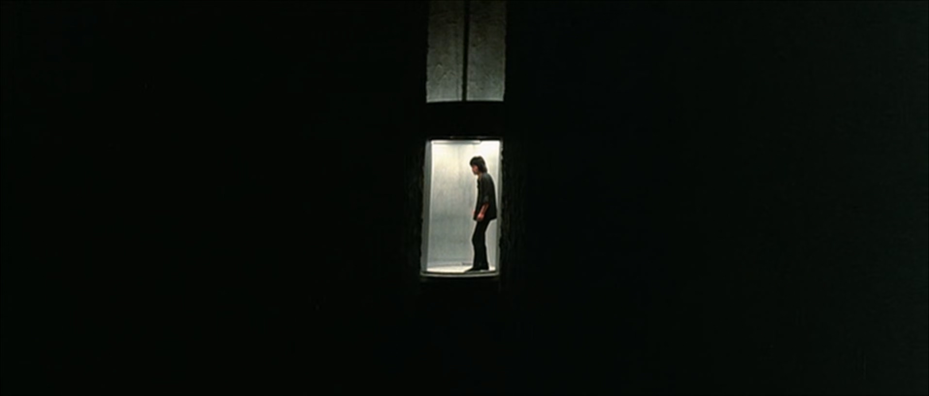 死亡塔.Game.of.Death.II.1981.CRITERION.DUBBED.1080p.BluRay.x265.3audio-RARBG.mkv.jpg