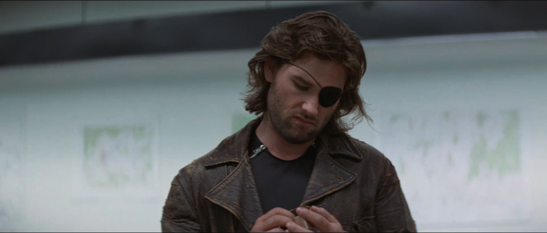 【纽约大逃亡】Escape.from.New.York.1981.BluRay.2160p.x265.国英双语.mkv_20250722_.jpg