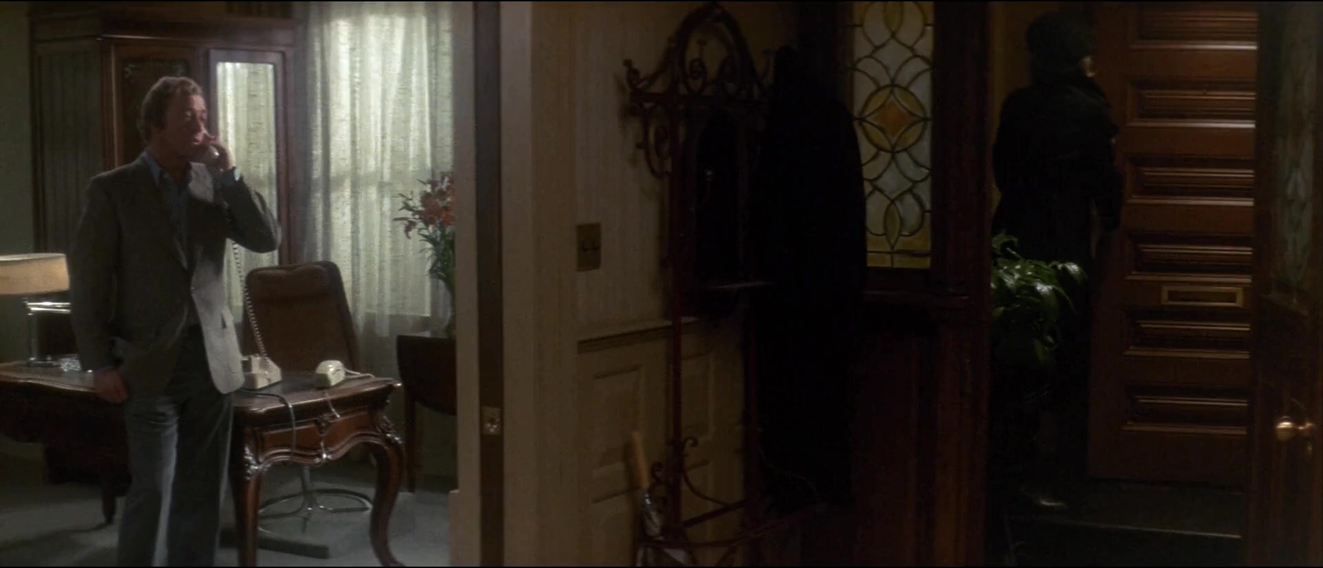剃刀边缘.Dressed.To.Kill.1980.CN.mkv_20250723_105935.250.jpg