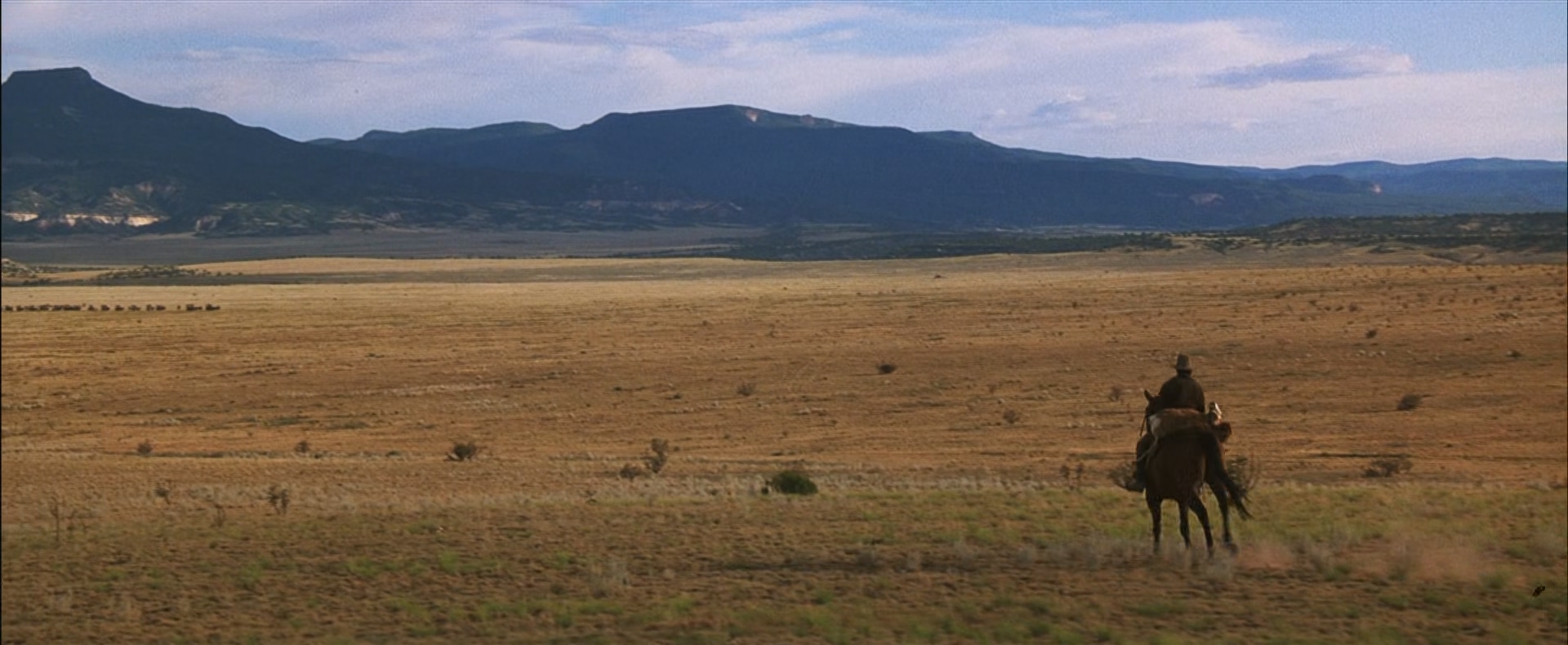 Wyatt.Earp.1994.1080p.BluRay.x265-RARBG.mp4_20250721_105600.909.jpg