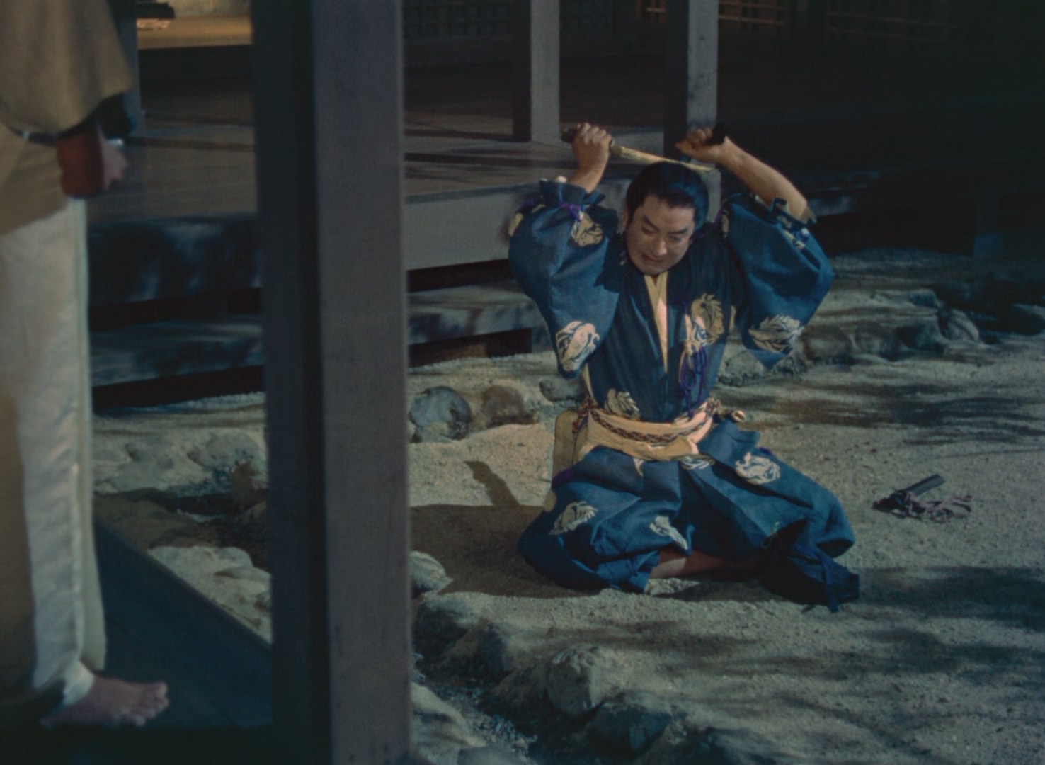 Gate.Of.Hell.1953.JAPANESE.1080p.BluRay.x265-bylh.mkv_20250719_101009.298.jpg