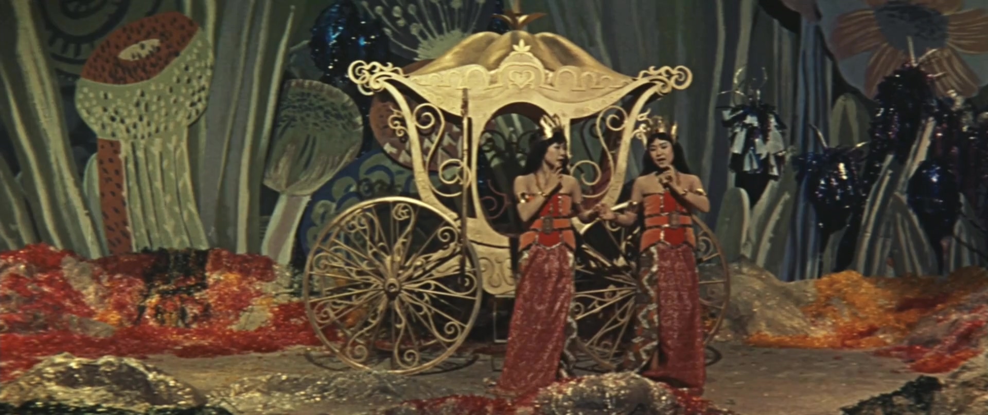摩斯拉.Mothra.1961.CNSC.mkv_20250731_131819.066.jpg