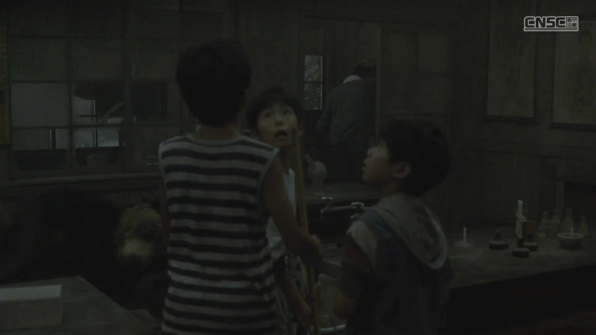 学校怪谈1.1995.CN.mkv_20250731_133359.081.jpg