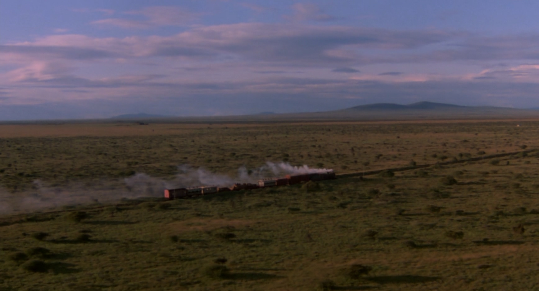 1985.走出非洲(161分钟).1080P.双上译央视内参英中字.mkv_20250808_015909.002.jpg