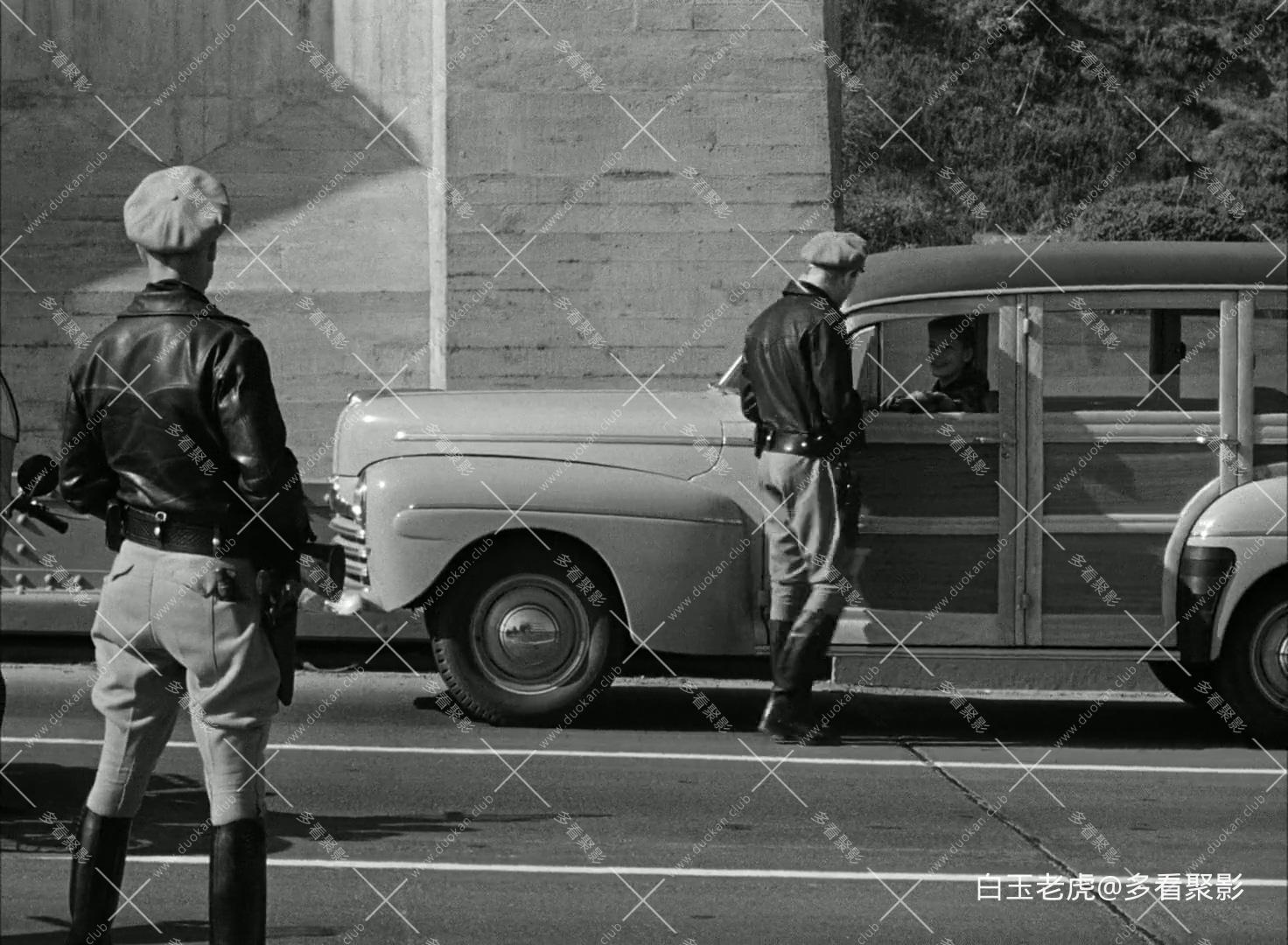 Dark.Passage.1947.1080p.BluRay.H264.AAC-RARBG.mkv_20251005_223609.464.jpg