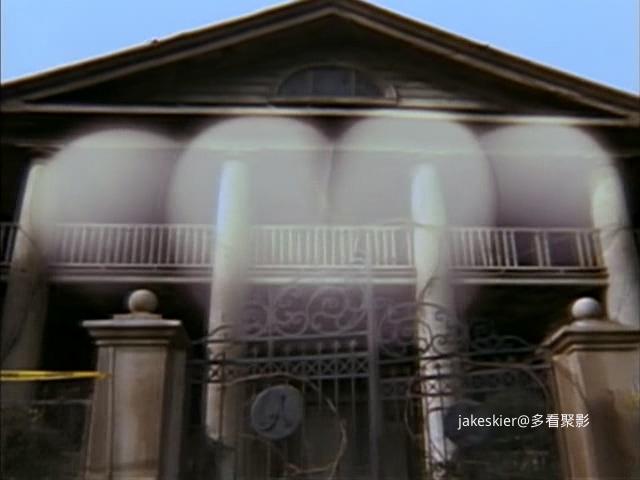 1997.鬼马小精灵2(91分钟).480P.央视英对应中字.mkv_20251013_015335.160.jpg