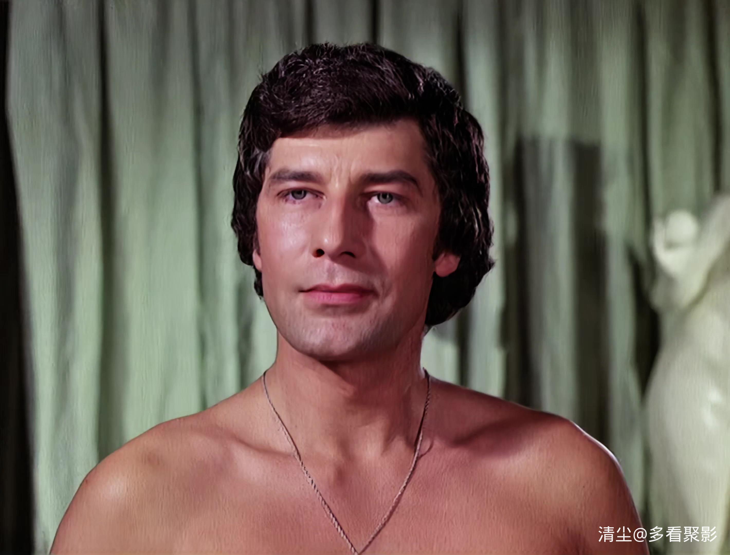 13 三人游戏 Three Handed Game.mkv_20251029_152716.659.jpg