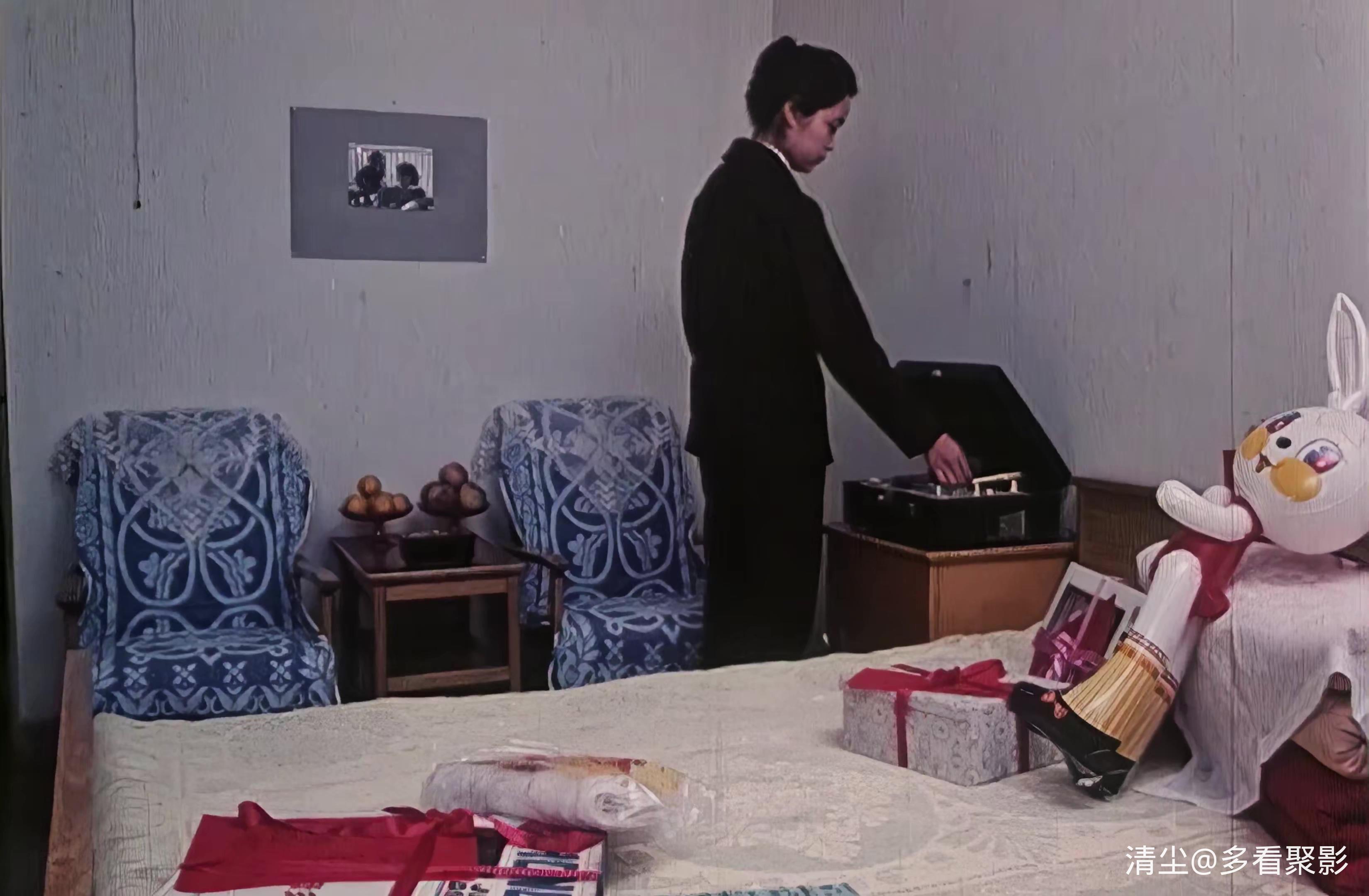 1981 沙鸥.mp4_20251216_150002.379.jpg