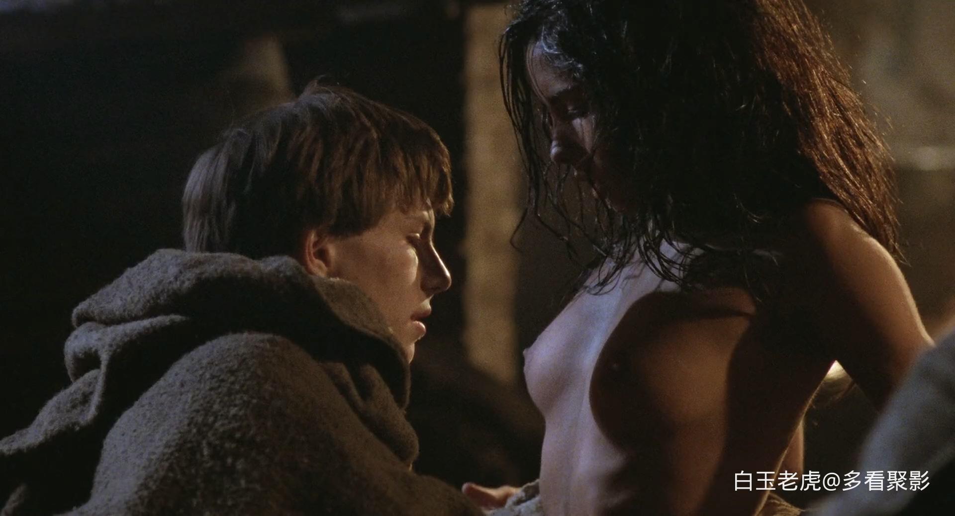 The.Name.of.the.Rose.1986.1080p.BulRay.DD 5.1.x264-MOMOHD_bylh.mkv_20260117_235958.997.jpg