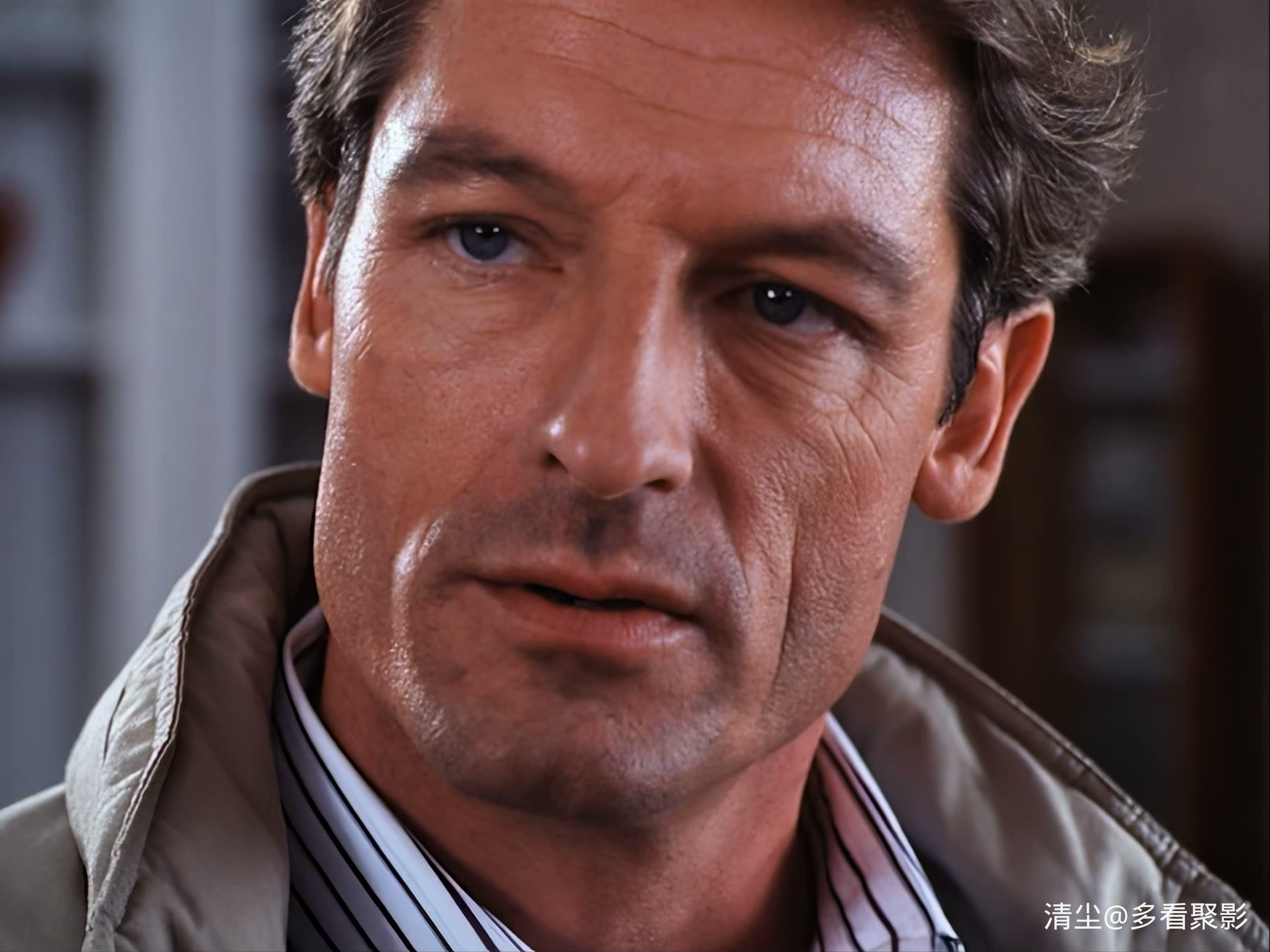 1994 情欲隔墙花 She Led Two Lives.mkv_20260213_163410.970.jpg