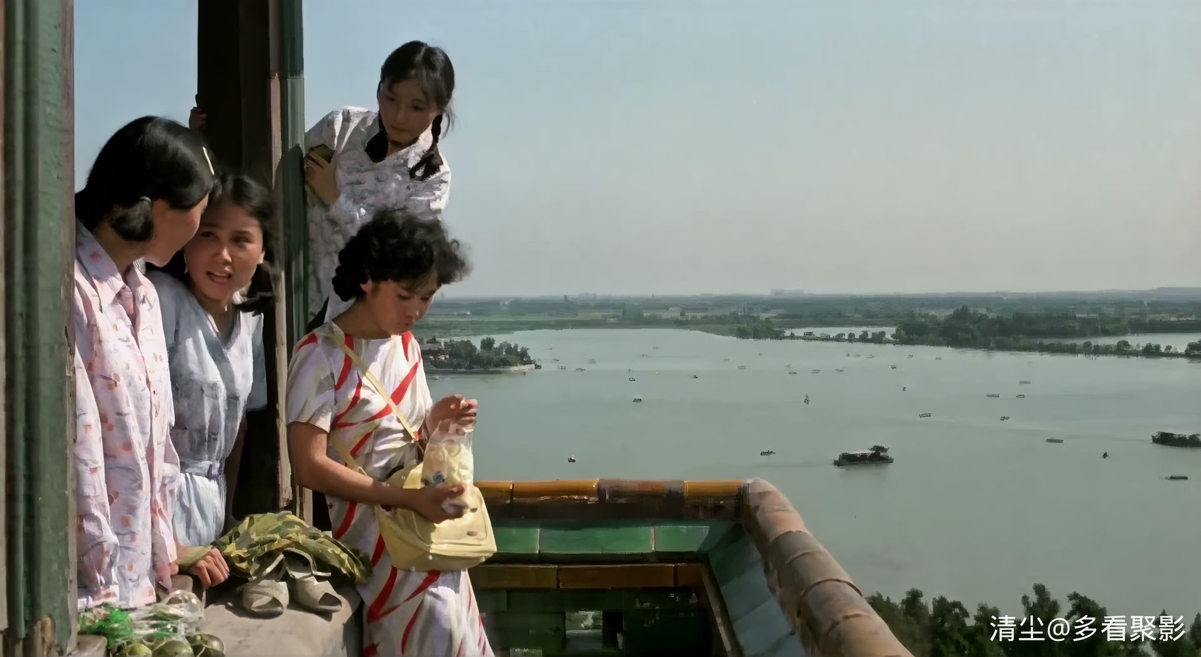 1984 黄山来的姑娘.mp4_20260328_104337.200.jpg