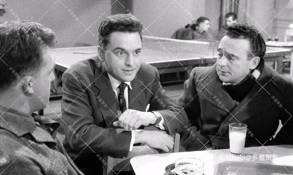 傻兵奇遇记 Carry on Sergeant (1958).mkv_20260412_142211.315.jpg