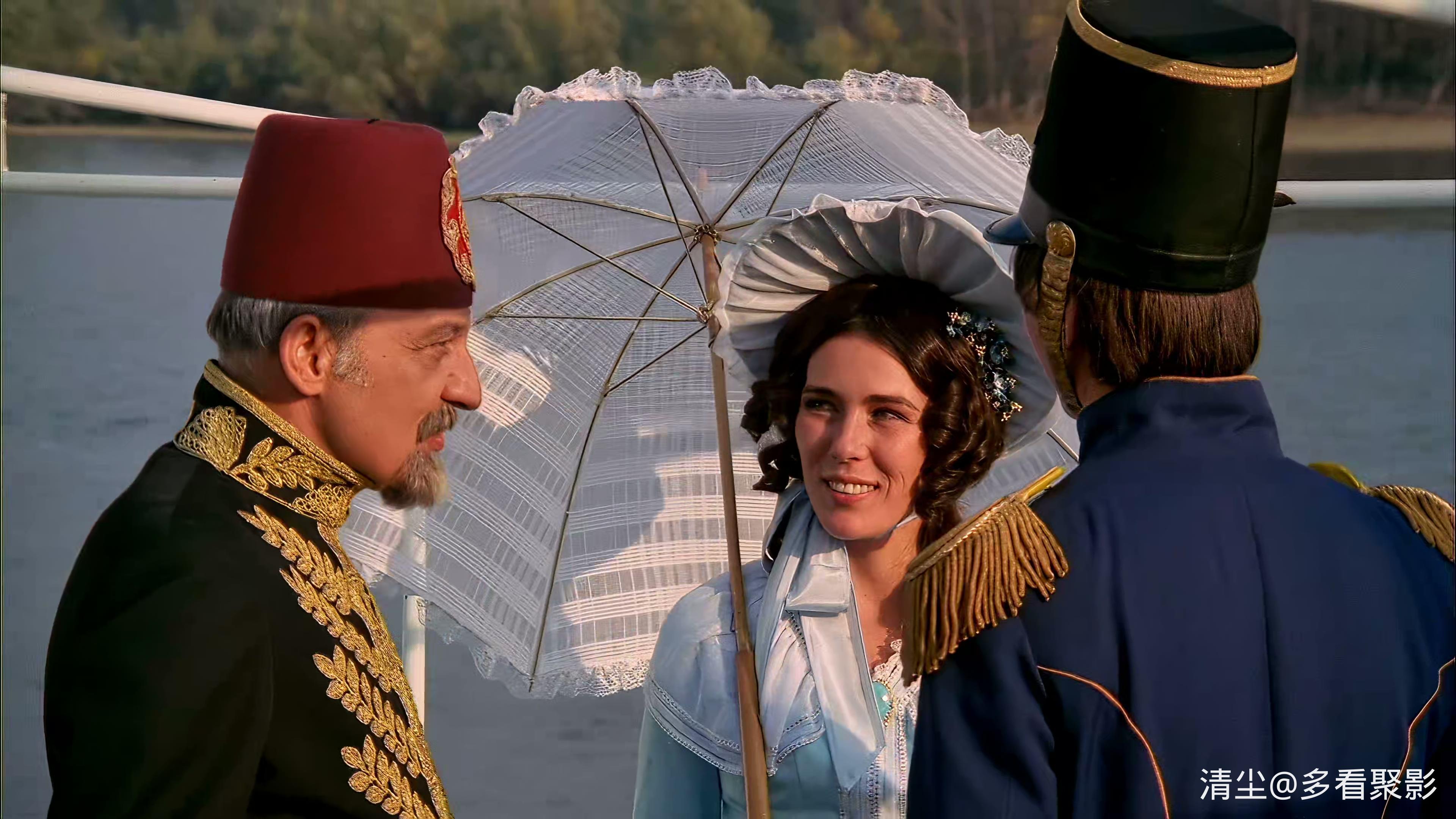 1982 黄玫瑰 Trandafirul galben.mp4_20260419_160618.842.jpg