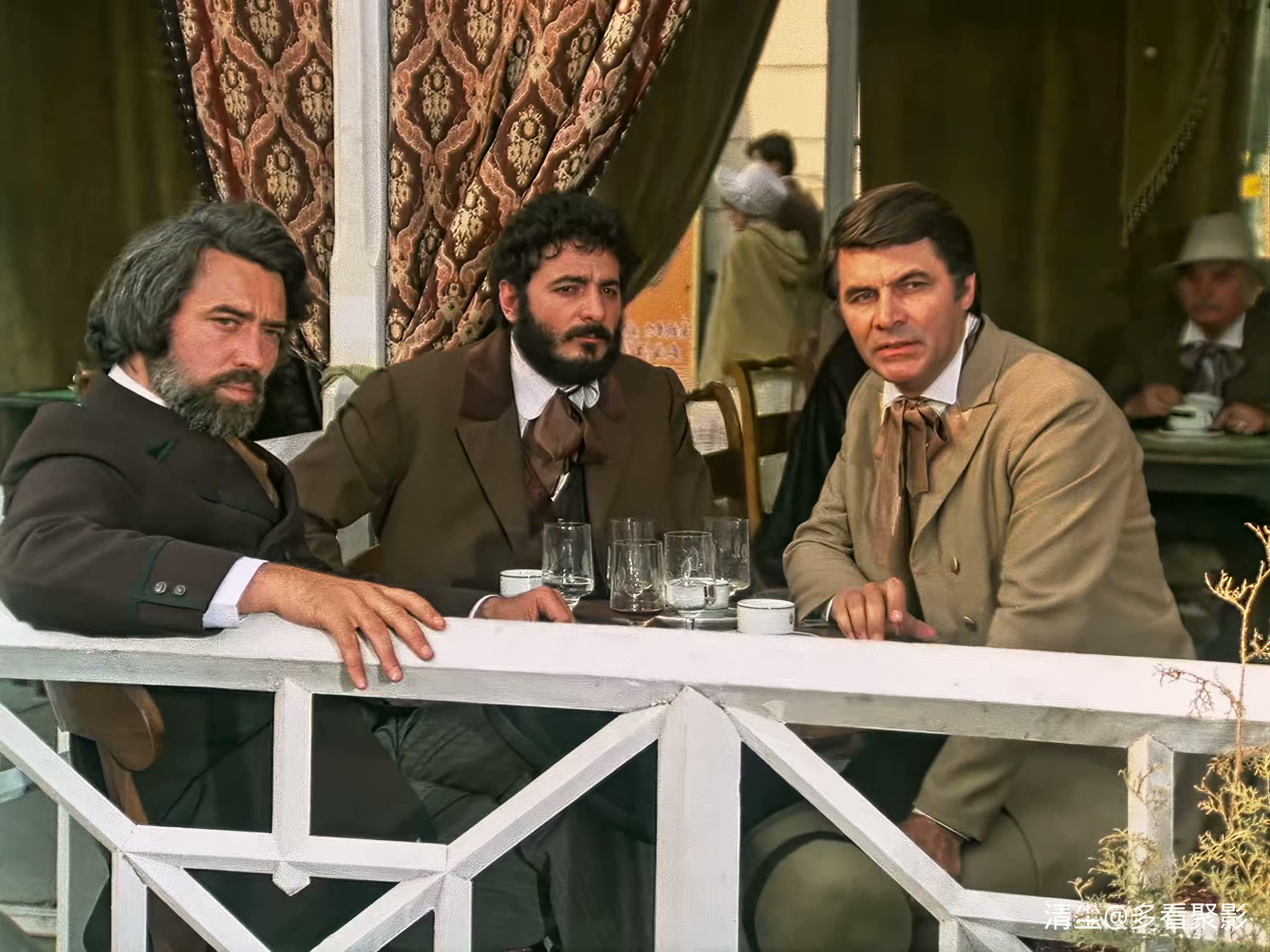 1985 银面具 Masca de argint.mp4_20260422_160408.692.jpg