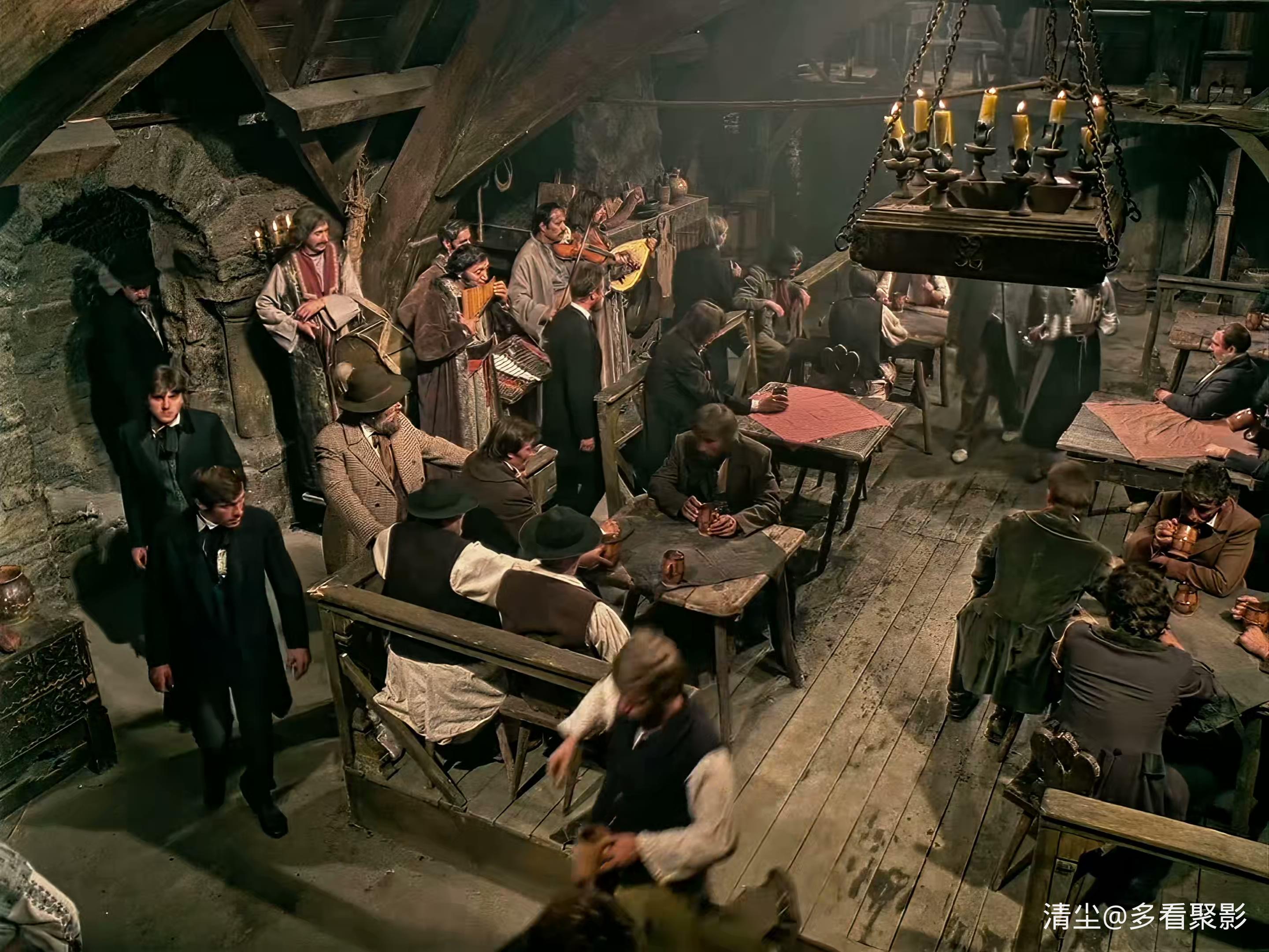 1985 银面具 Masca de argint.mp4_20260422_161150.058.jpg