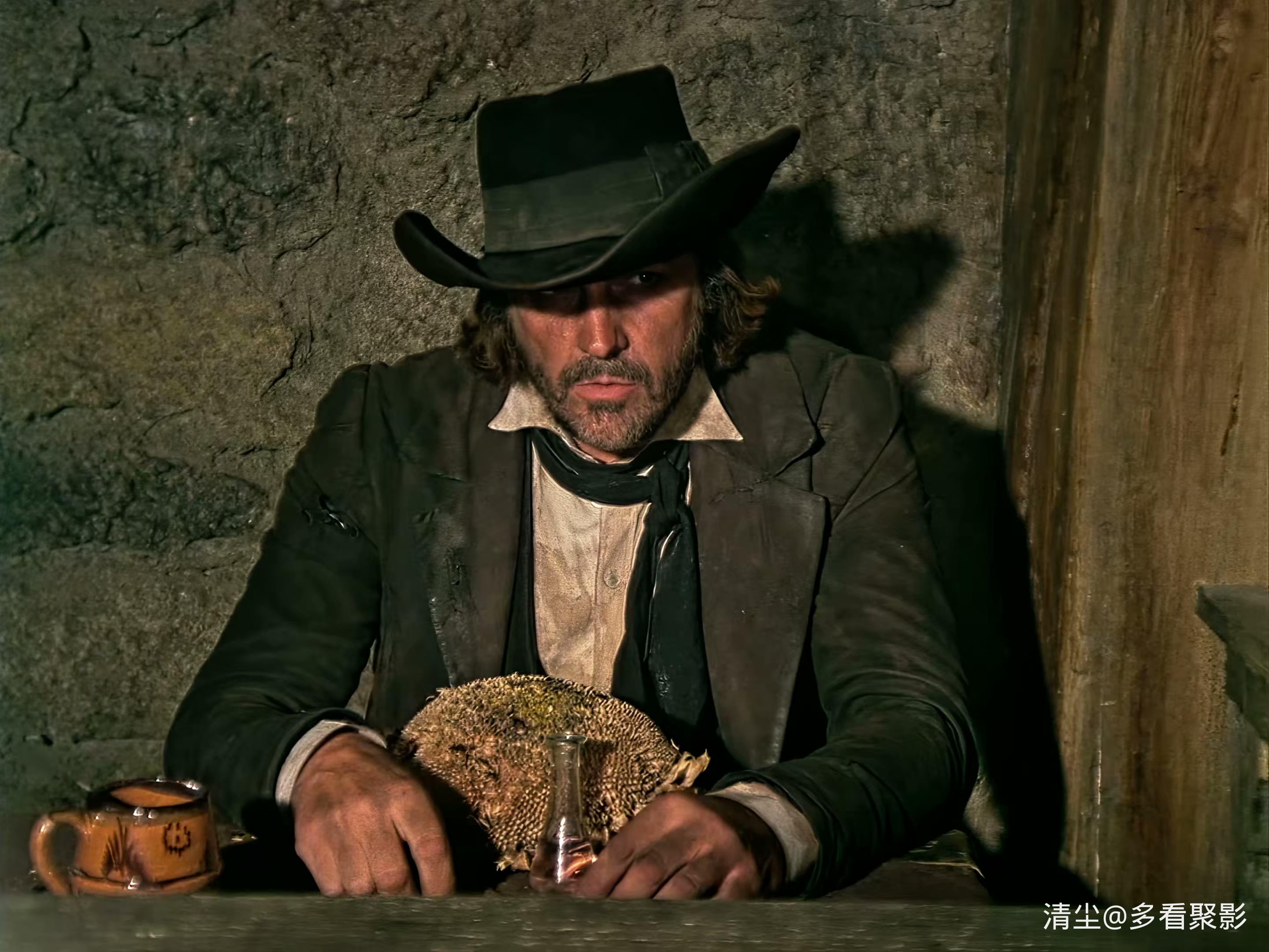 1985 银面具 Masca de argint.mp4_20260422_161155.964.jpg