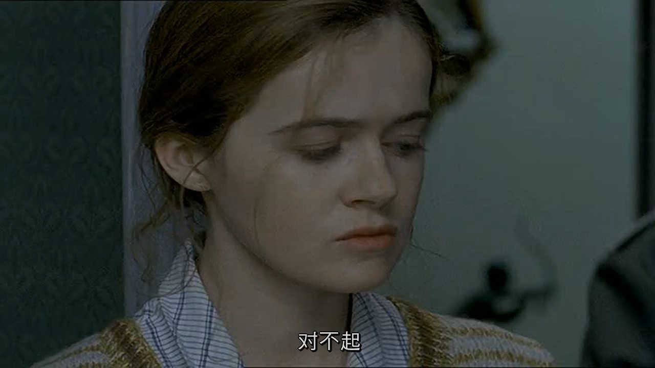 Le Silence De La Mer 2004 .mp4_000833.960.jpg