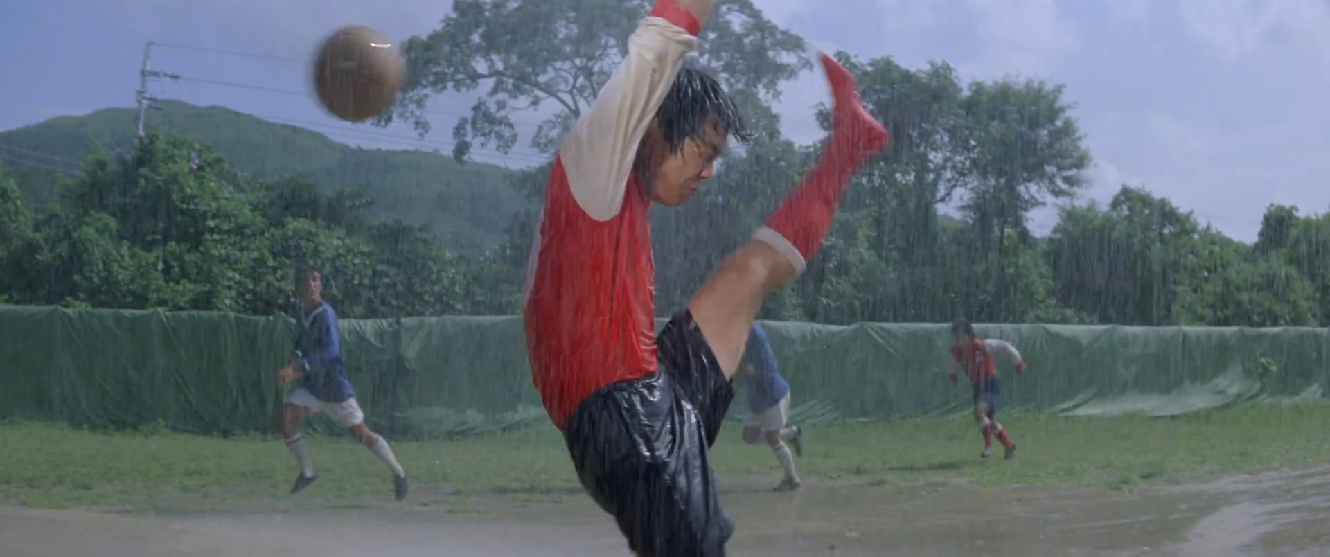 The.Champions.1983.1080p.BluRay.x265.10bit.DD2.0-ParkHD.mkv_1785549407335.png