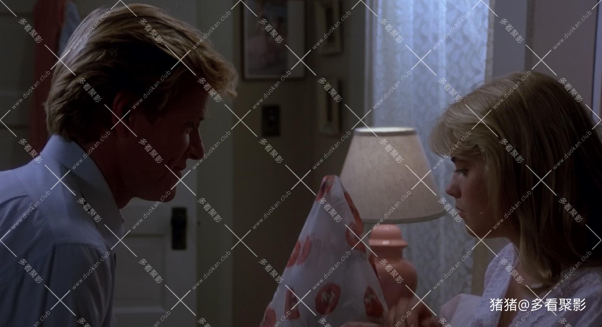 阁L里D花.Flowers.In.The.Attic.1987.1080p.2Audio.mkv_20260806_222036.553.jpg