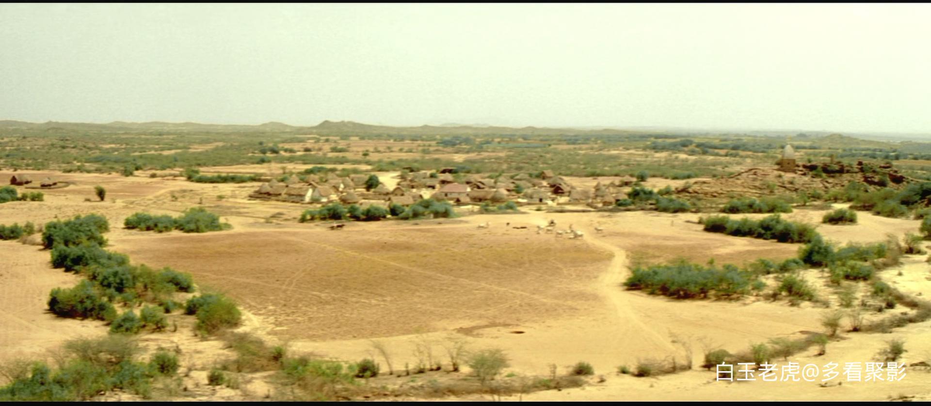 Lagaan： Once.Upon.a.Time.in.India.2001.1080p.WEB.x265.HEVC.10bit.AAC 5.2Audio-b.jpg